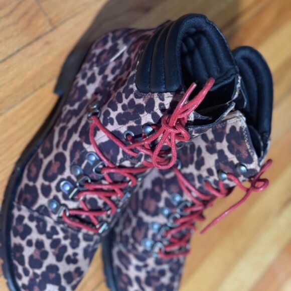 Creek Leopard Boots - Picture 5 of 5